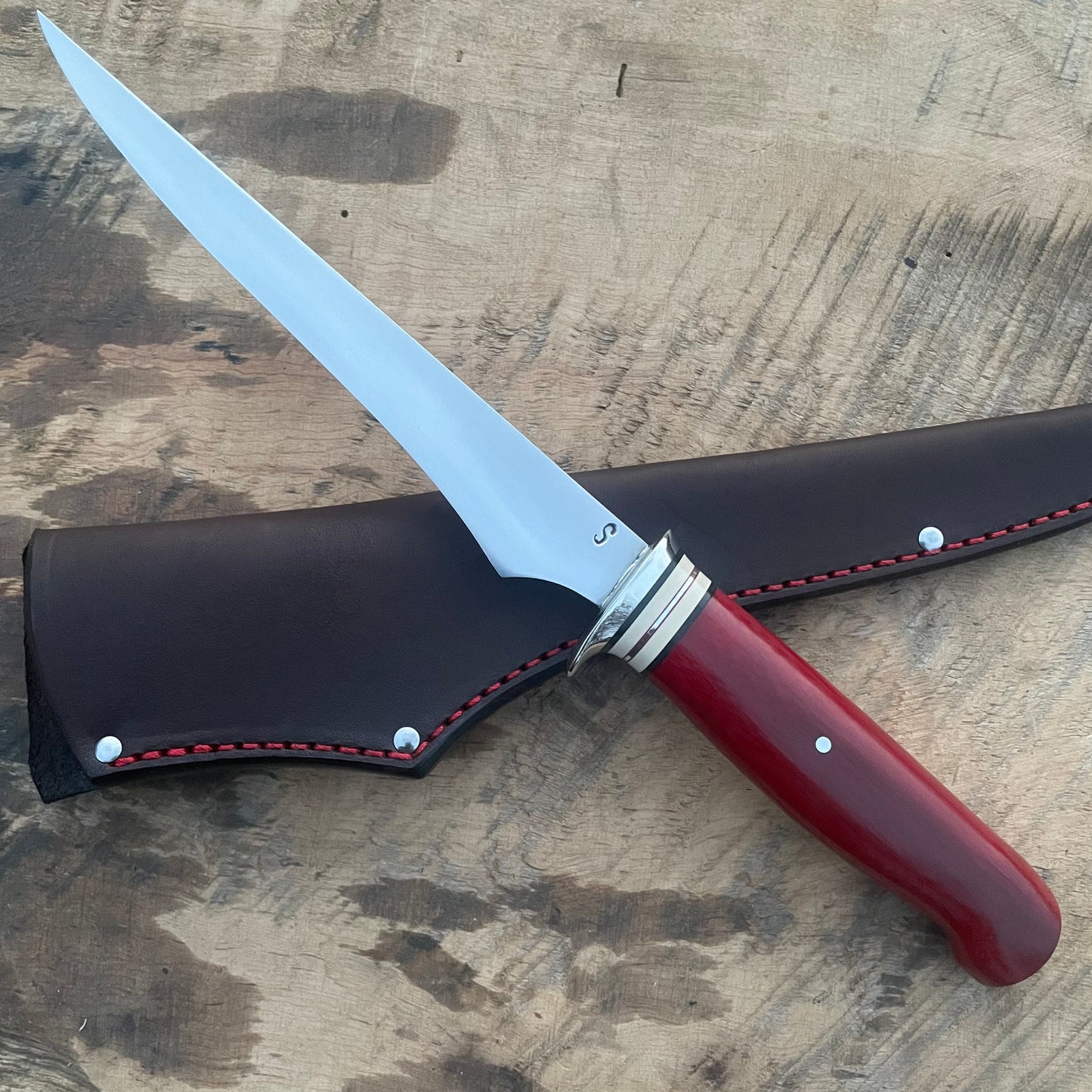 Red Linen Stainless Filet