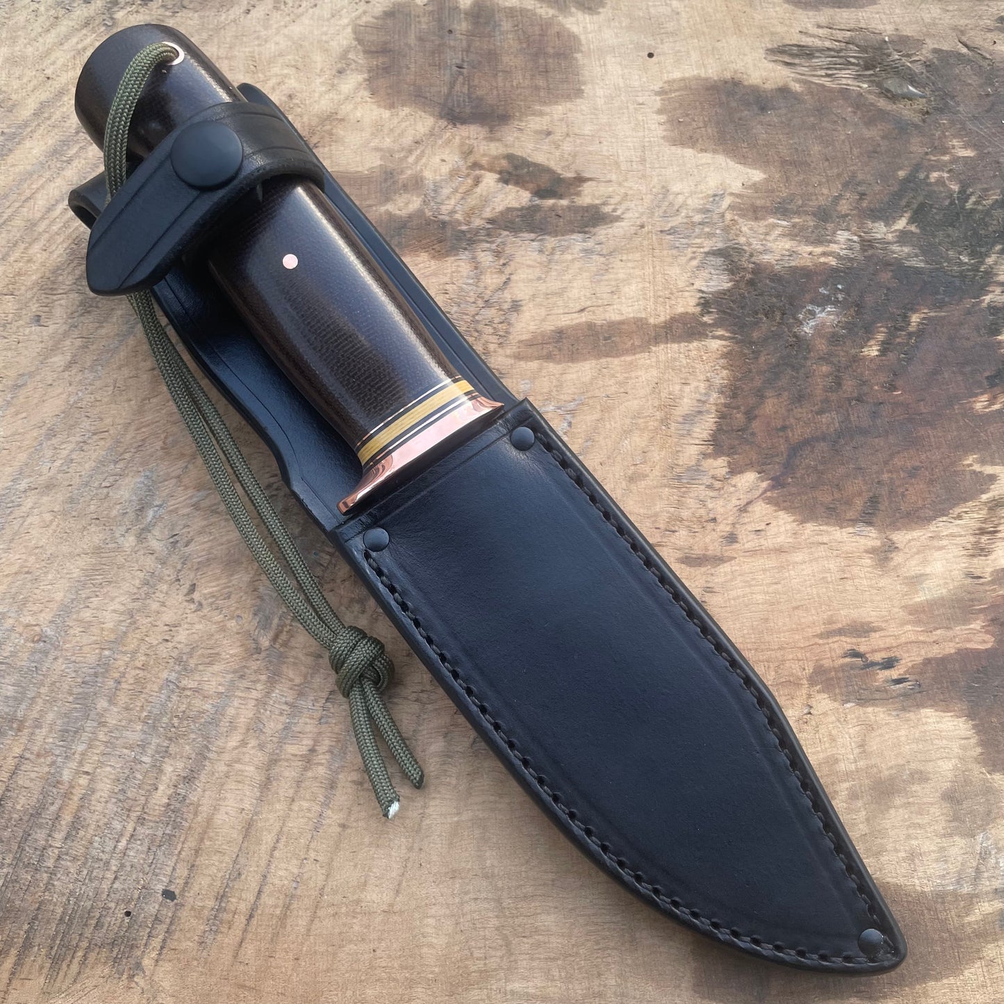 Hammer Mark Chute Knife